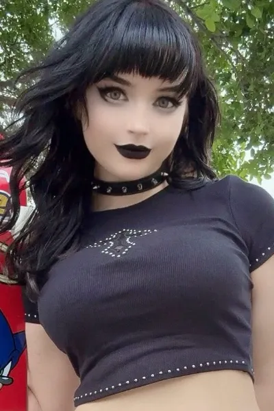 QUEEN_NEPHIE