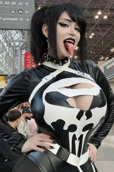 PINKCHYU (SHE PUNISHERS)