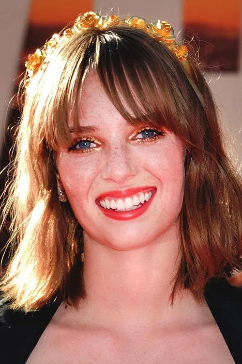 Maya Hawke photo