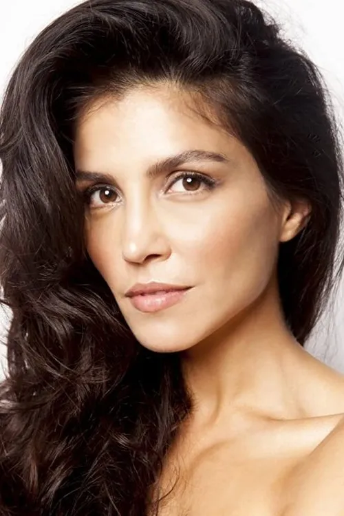 Nazneen Contractor photo