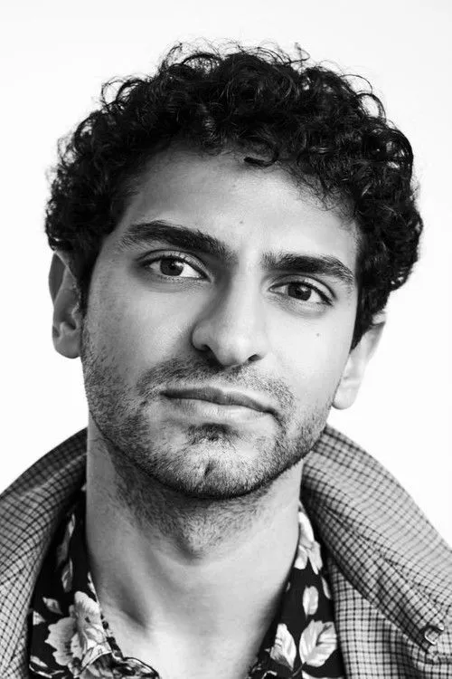 Karan Soni photo