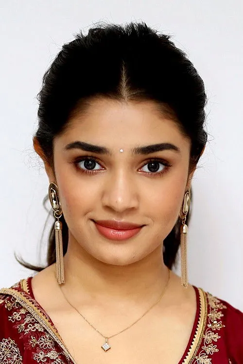 Krithi Shetty photo