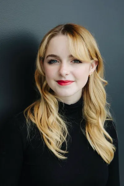 Mckenna Grace photo
