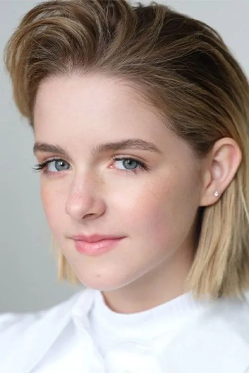 Mckenna Grace photo