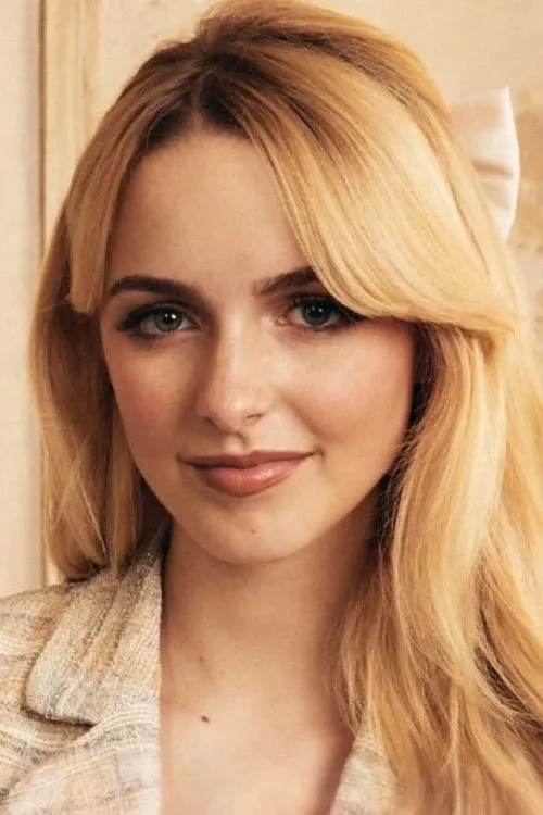 Mckenna Grace photo