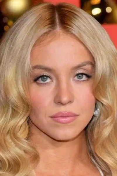 Sydney Sweeney photo