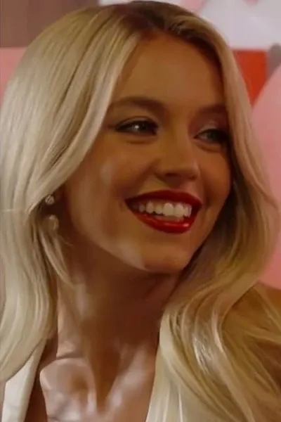 Sydney Sweeney photo