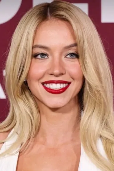 Sydney Sweeney photo