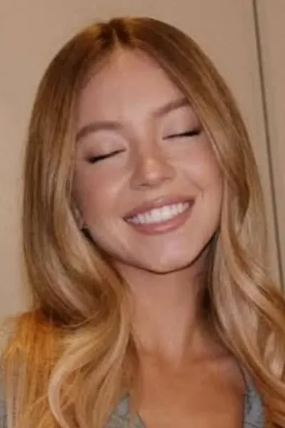 Sydney Sweeney photo