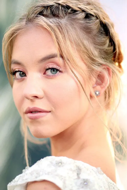 Sydney Sweeney photo