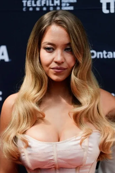 Sydney Sweeney photo