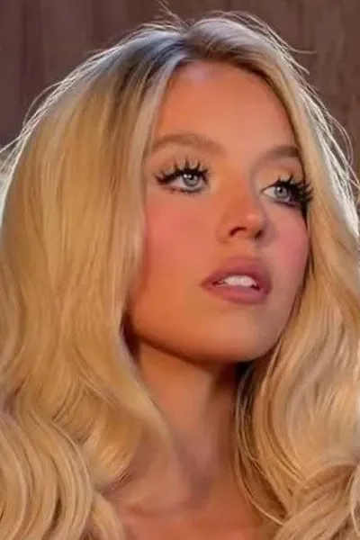 Sydney Sweeney photo