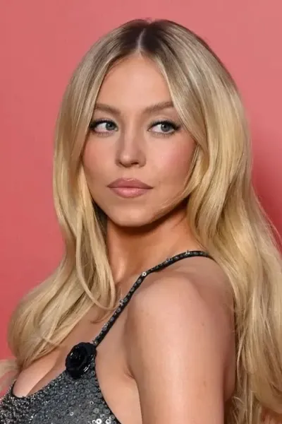Sydney Sweeney photo