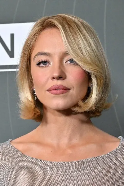 Sydney Sweeney photo