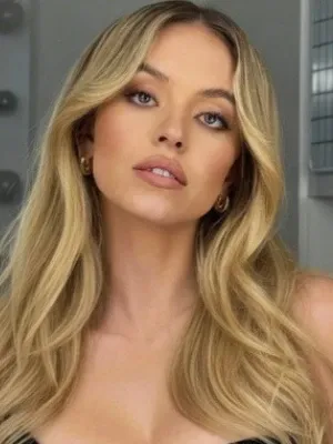 Sydney Sweeney photo