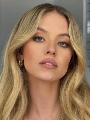 Sydney Sweeney photo