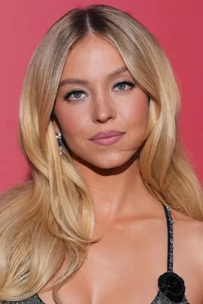 Sydney Sweeney photo