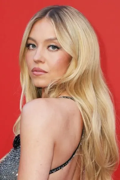Sydney Sweeney photo