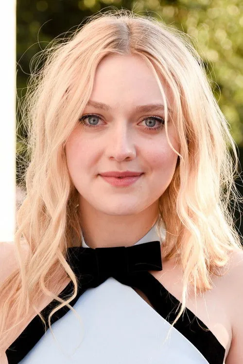 Dakota Fanning photo