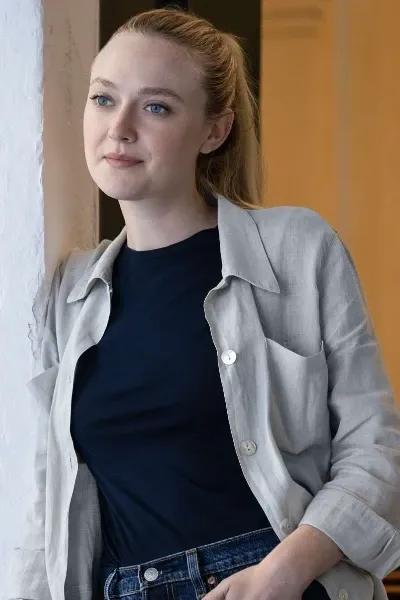 Dakota Fanning photo
