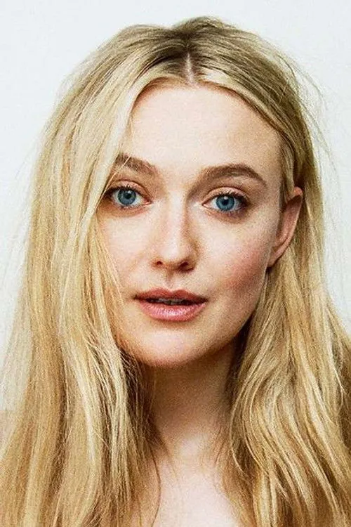 Dakota Fanning photo