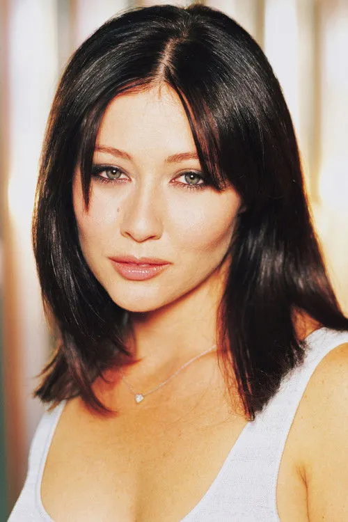 Shannen Doherty photo