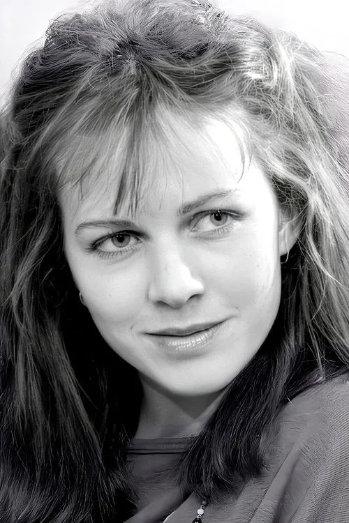 Judy Davis photo