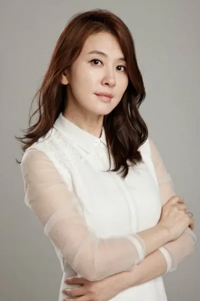 Lee Il-hwa photo