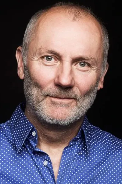 Aden Gillett photo