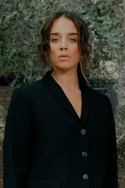 Hannah John-Kamen photo