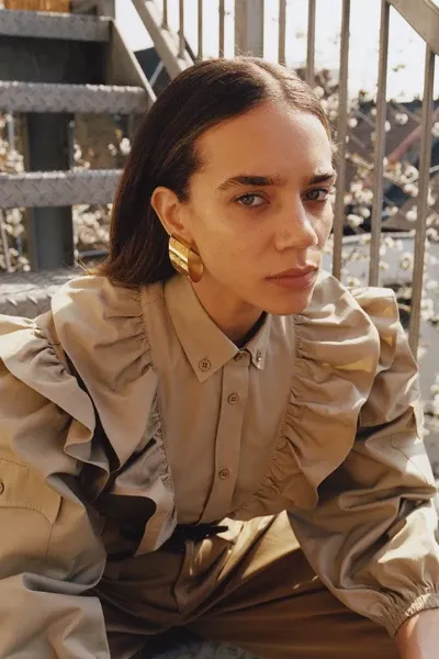 Hannah John-Kamen photo