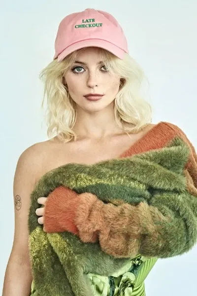 Millie Gibson photo