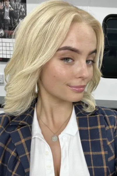 Millie Gibson photo