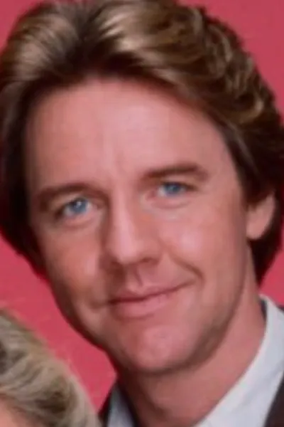 Robert Ginty photo