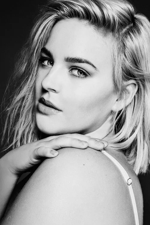 Anne-Marie photo