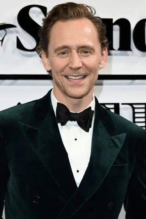 Tom Hiddleston photo
