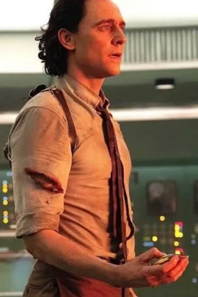 Tom Hiddleston photo