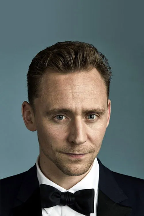 Tom Hiddleston photo