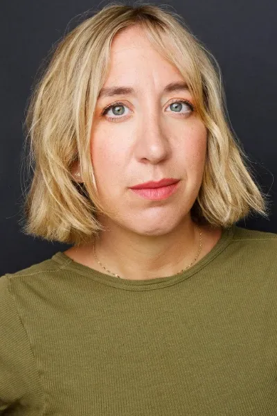 Kira Spencer Cook photo
