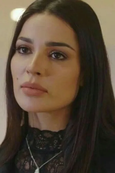 Nadine Nassib Njeim photo
