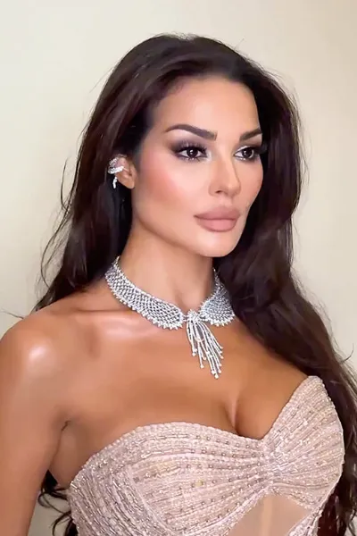 Nadine Nassib Njeim photo