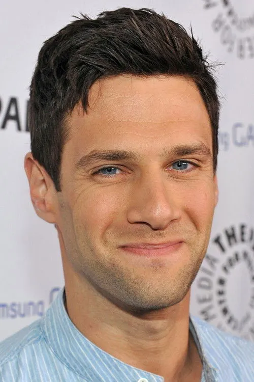 Justin Bartha photo