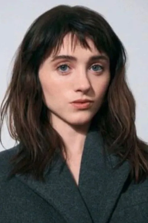 Natalia Dyer photo