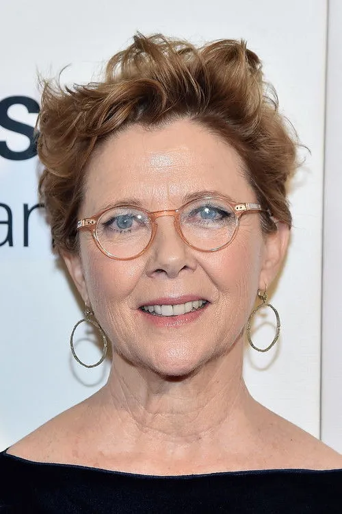 Annette Bening photo