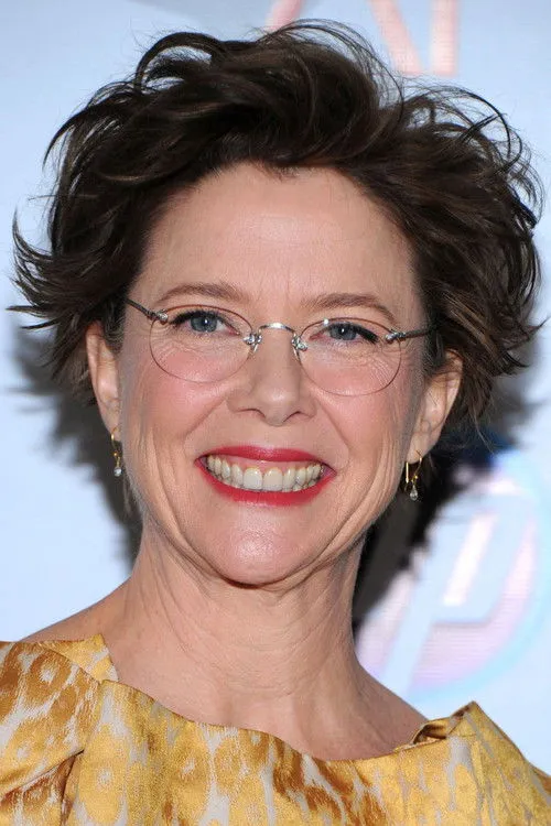 Annette Bening photo