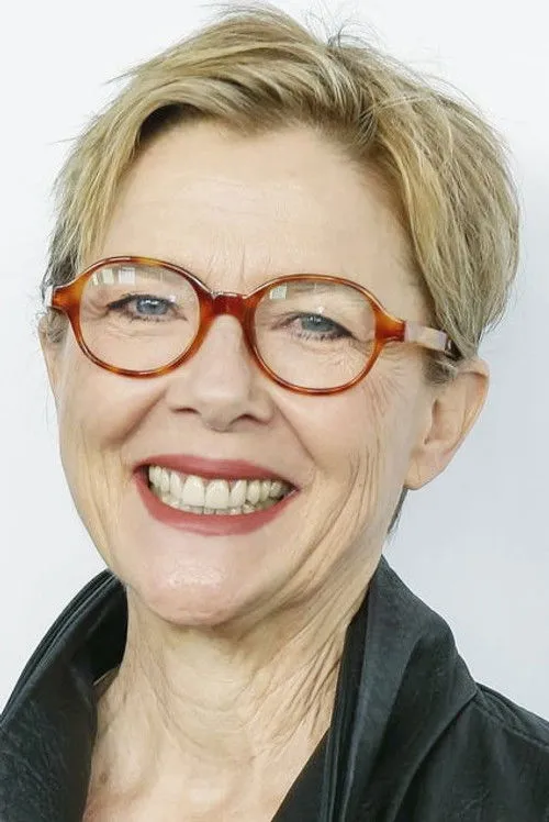 Annette Bening photo