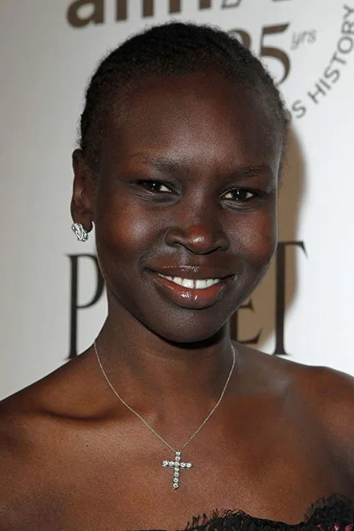 Alek Wek photo