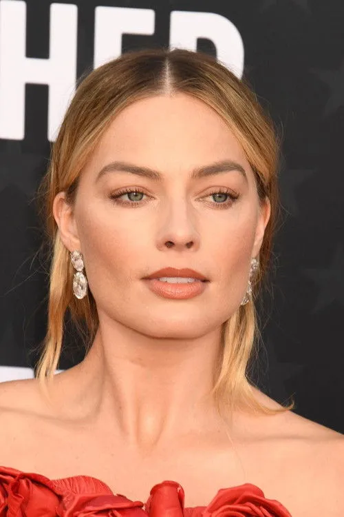 Margot Robbie photo