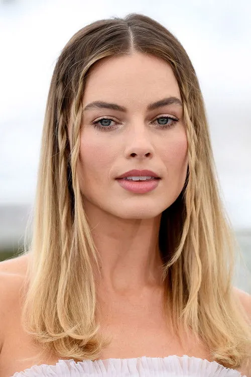 Margot Robbie photo