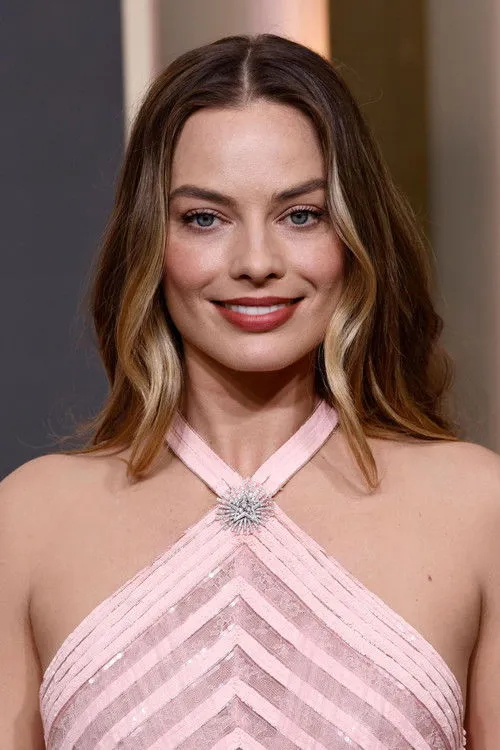 Margot Robbie photo